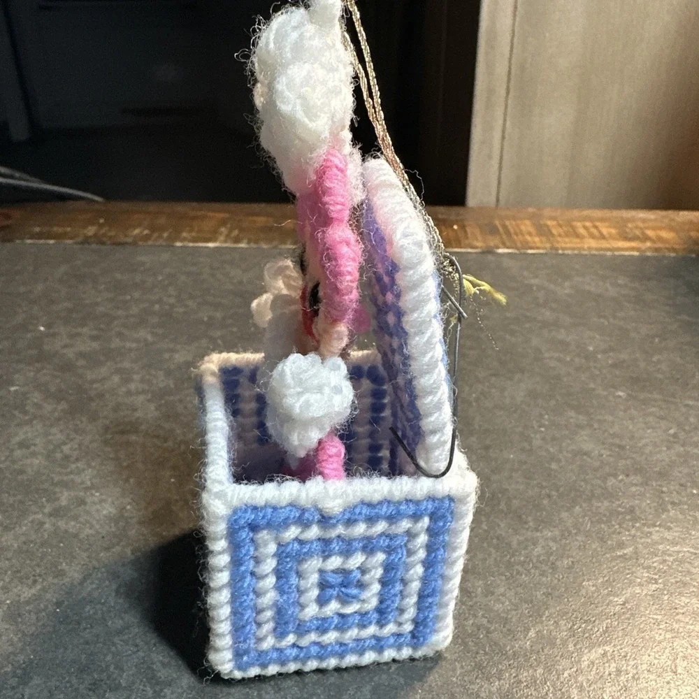 Handmade Plastic‎ Canvas Santa Claus Christmas Ornament Box Decoration